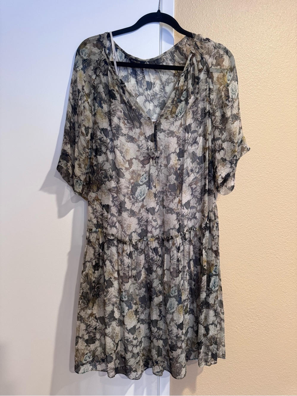 Massimo Dutti Sheer Floral V-Neck Dress in Cream and Gray Tones